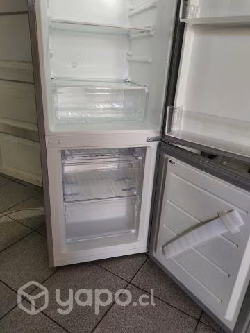 Refrigerador midea 167lts impecable