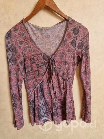 Variedad de blusas UMBRALE - Imagen 5