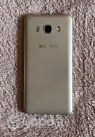 Samsung j5 usado desbloqueado funciona 100% - Imagen 2