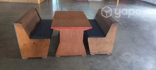 Mesa madera con bancas