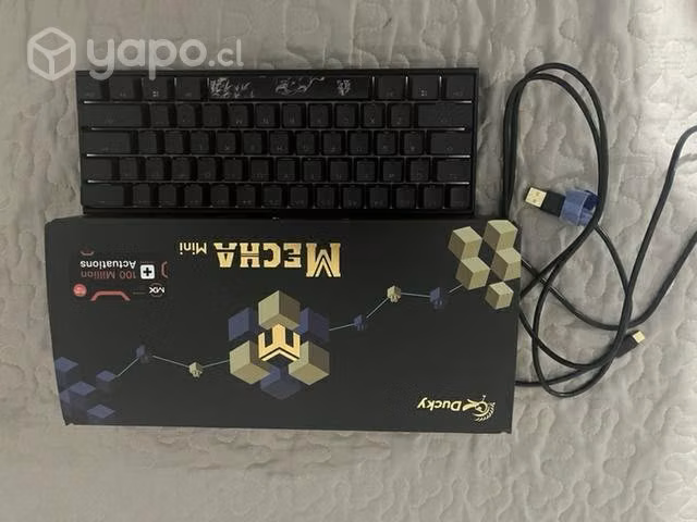 Ducky One Mecha Mini V2