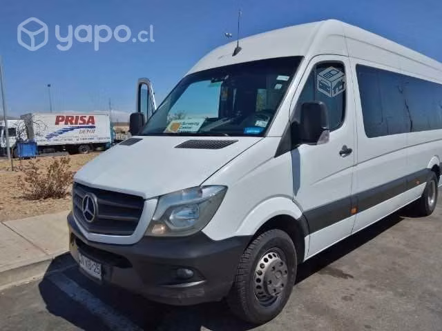 Servicios de transportes de personal y turismo