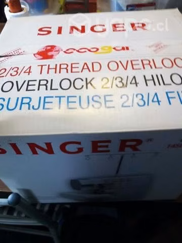 Maquina overlock singuer