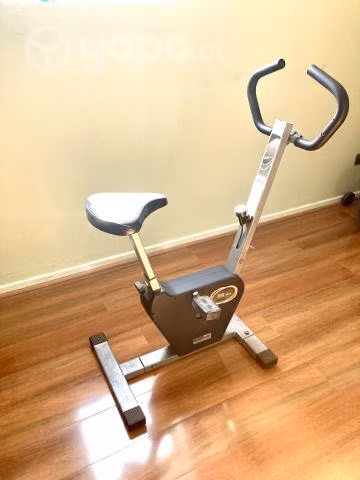 Elíptica y bicicleta estática en buen estado