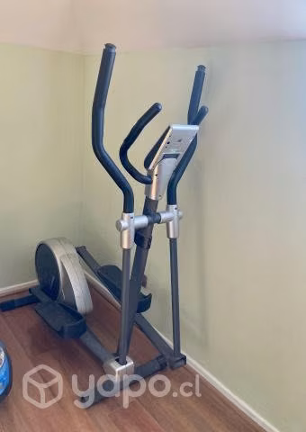 Elíptica y bicicleta estática en buen estado