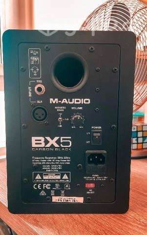 2 Monitores de estudio M-Audio BX5 - Imagen 3