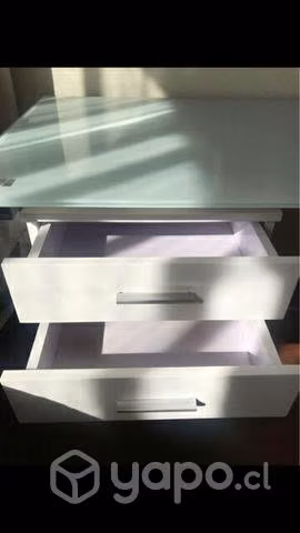 Escritorio de vidrio - Imagen 2