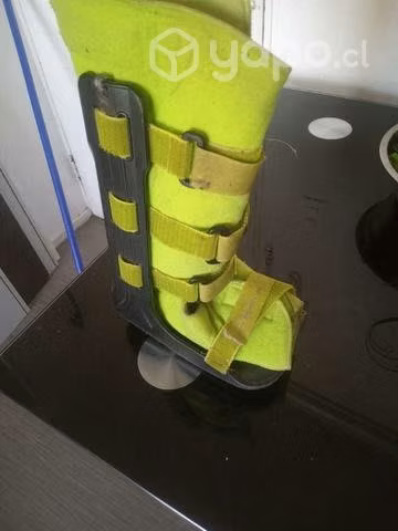Bota ortopedica para niño