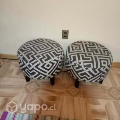 Poltronas y lámparas de pie