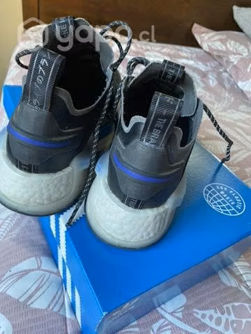 Zapatillas Adidas NMD_V3 talla 11 us - Imagen 3