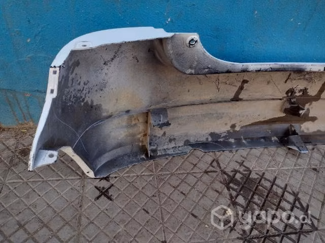 Parachoque trasero Suzuki alto k