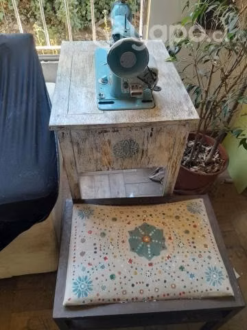 Maquina de coser remington mueble y silla