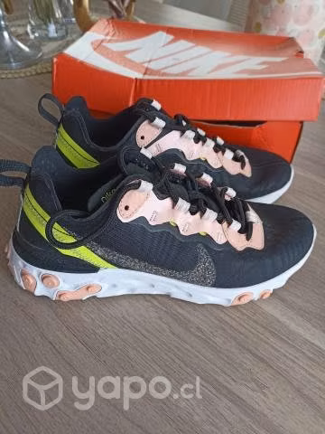 Zapatilla Nike original US 7.5 - Imagen 2