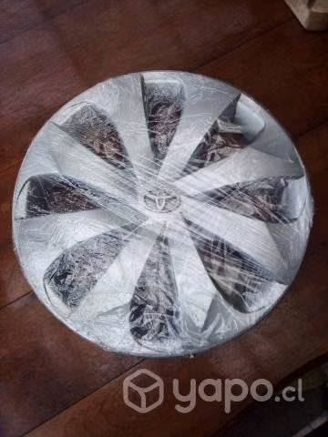 Tapa rueda Toyota Yaris