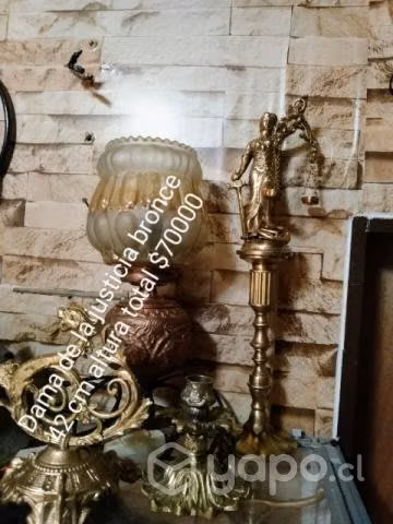 Dama de la justicia bronce