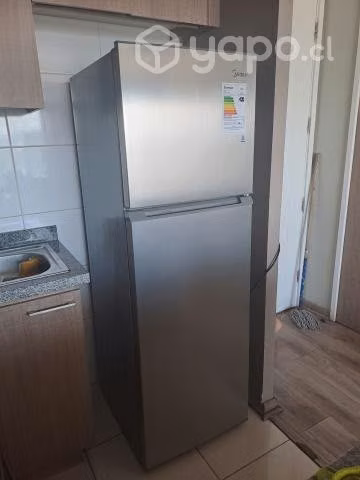 Refrigerador midea como nuevo