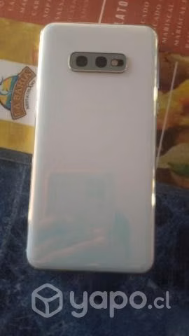 Teléfono s10e sin detalles solo el equipo
