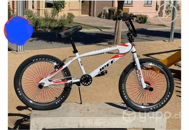 Bicicleta modelo bmx