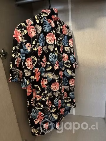 Camisa floreal