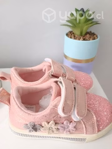 Zapatillas de niña