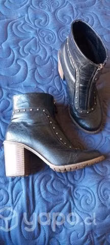 Botines talla 36