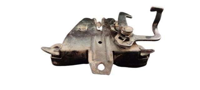 Chapa capot Mitsubishi L original - Imagen 3