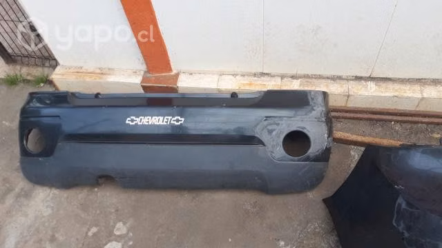 Parachoque trasero Chevrolet spark lt 2013