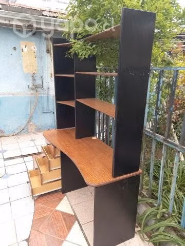 Escritorio y librero - Imagen 4