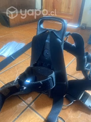 Arnés más soporte botella de buceo