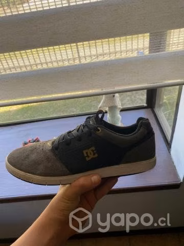 Zapatiilas DC hombre poco uso talla 42.5 EU