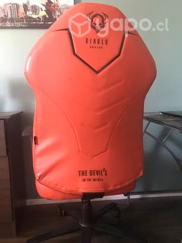 Silla gamer por renovación (con 1 solo detalle )