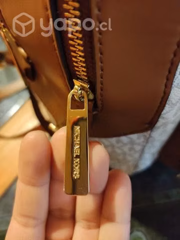Ropa y cartera original Michael Kors - Imagen 2