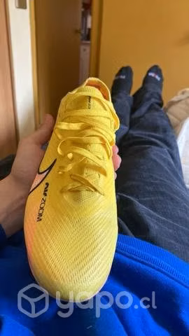 Zapatos de futbol