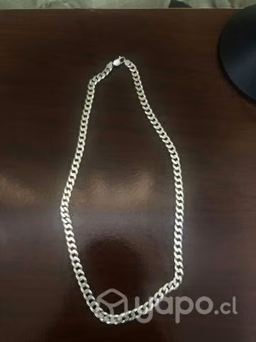 Cadena de plata