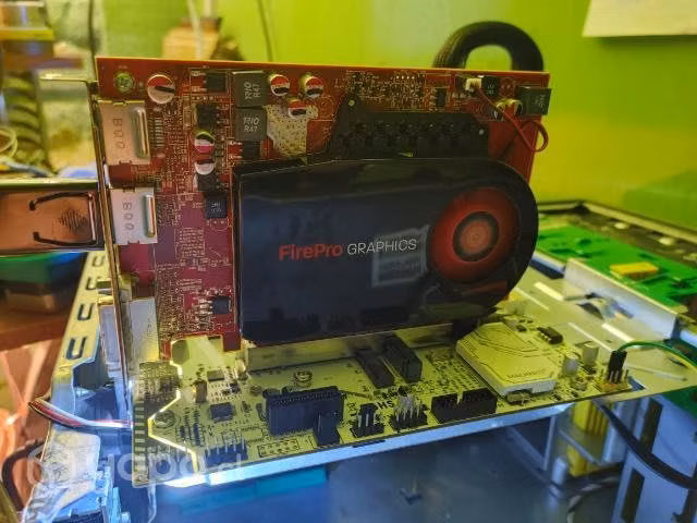 Targeta gráfica amd firepro v4900 1gb ddr5 - Imagen 3