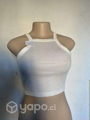 Crop top nuevos - Imagen 2