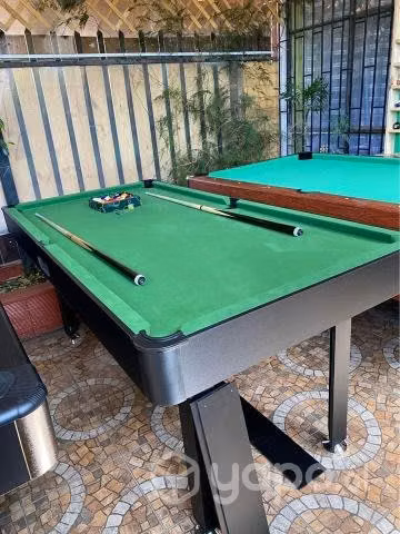 Mesas usadas y nuevas para todo bolsillo