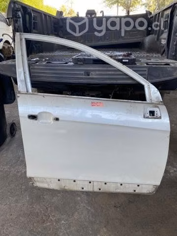 Puerta delantera derecha Chevrolet Captiva 2011