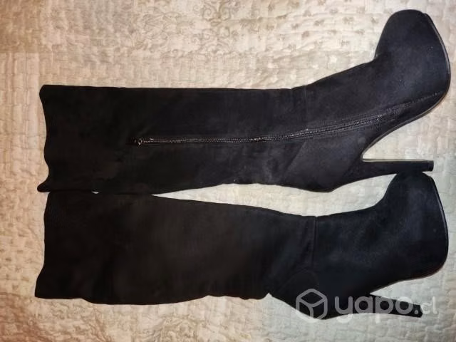 Hermosas botas femeninas