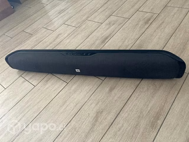 Parlante JBL 90 cm