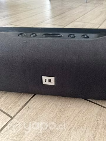 Parlante JBL 90 cm
