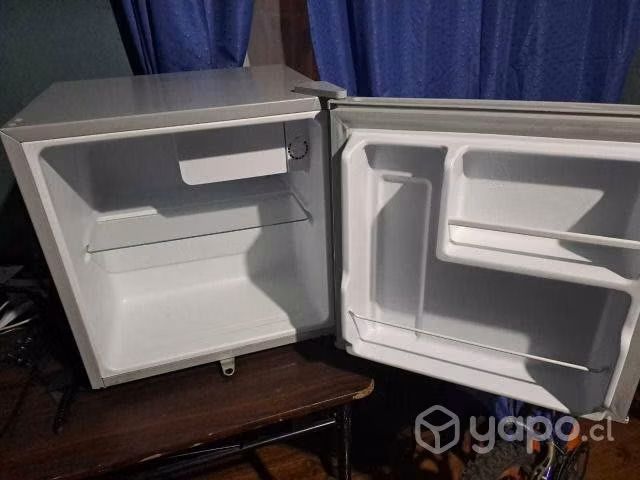 Frigobar mabe rmf02lrx0 45 lts