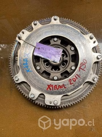 Volante flotante motor Nissan Xtrail 2011