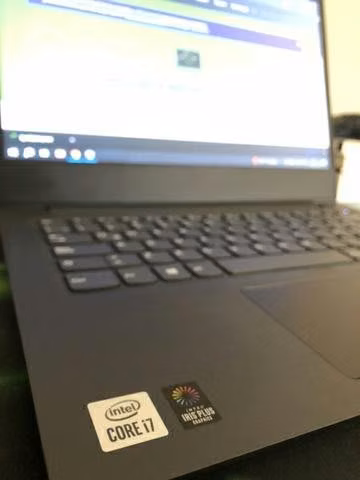 Lenovo v14 IIL (20GB RAM) (256SSD) (CORE i7) - Imagen 2
