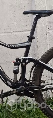 Giant trance 4
