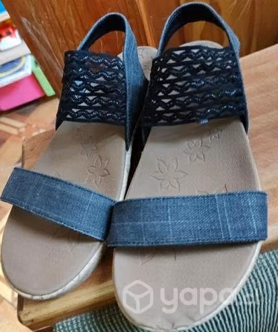 Sandalias skechers poco uso - Imagen 3