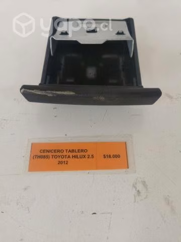 Cenicero Tablero (TH085) Toyota Hilux 2.5 2012