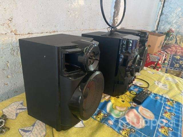 Equipo semi nuevo funcionando - Imagen 3
