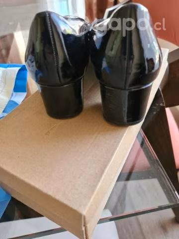 zapatos de cueca niña marca Bata N°35 - Imagen 3
