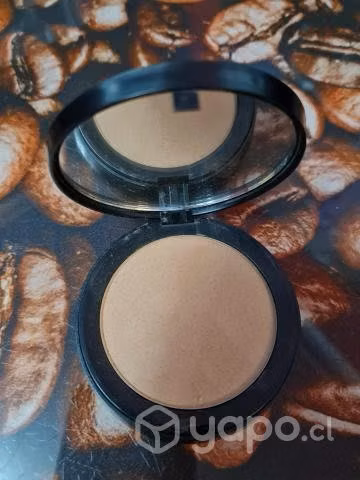 Polvo compacto cysone